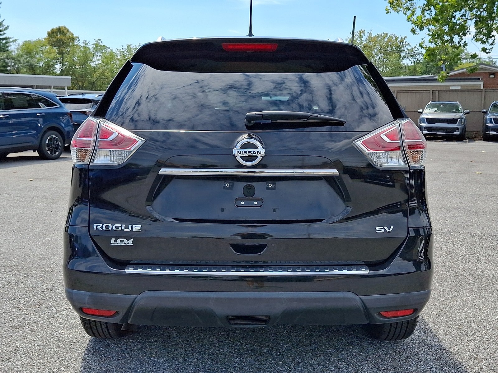 Used 2016 Nissan Rogue SV w/ SV Premium Package FWD image 6