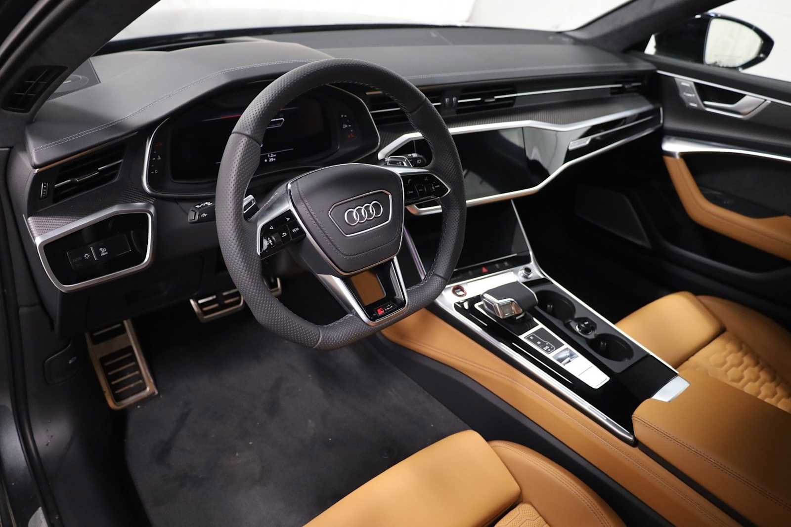 New 2026 Audi RS 6 performance image 4