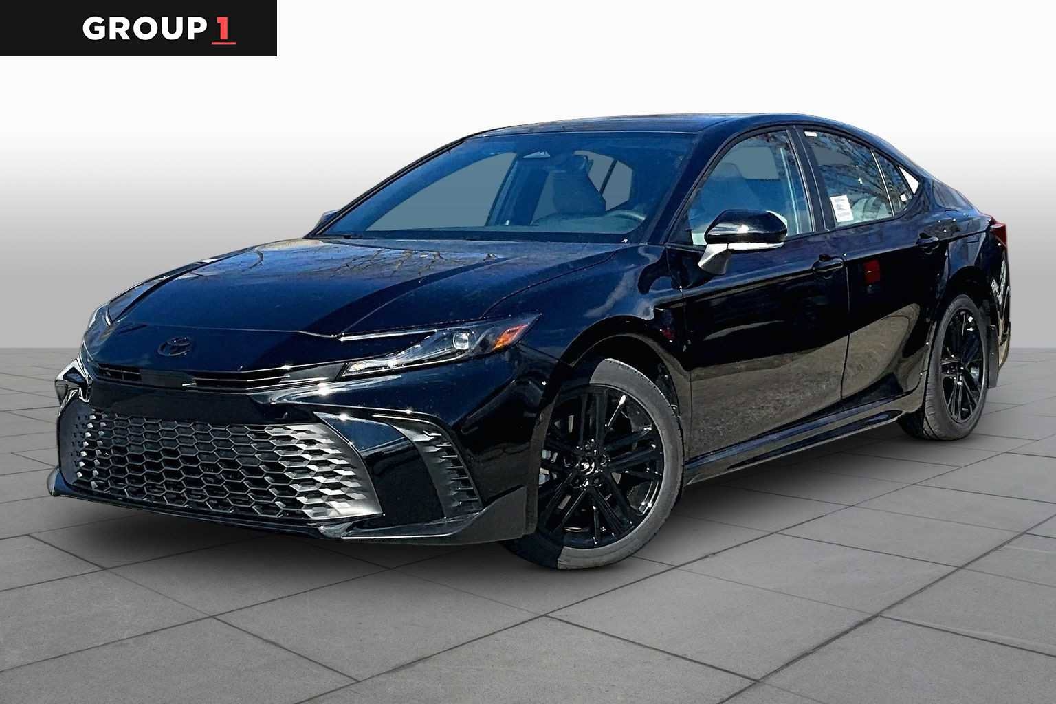 New 2026 Toyota Camry SE FWD image 1