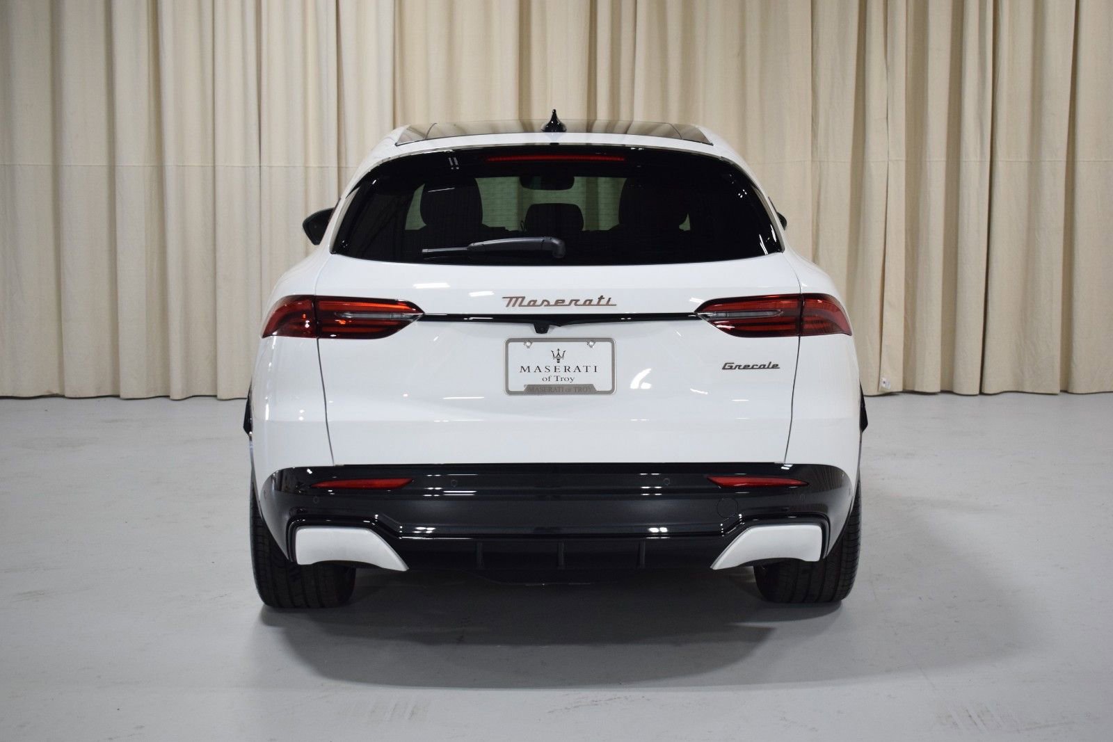 New 2025 Maserati Grecale Folgore AWD/4WD image 15
