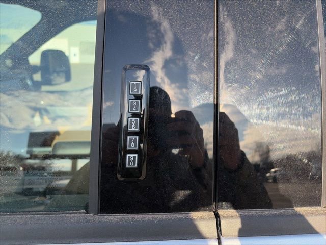 Used 2024 Ford F350 Lariat w/ Tremor Off-Road Package image 9