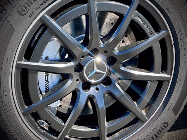 New 2026 Mercedes-Benz GLA 35 AMG 4MATIC image 10