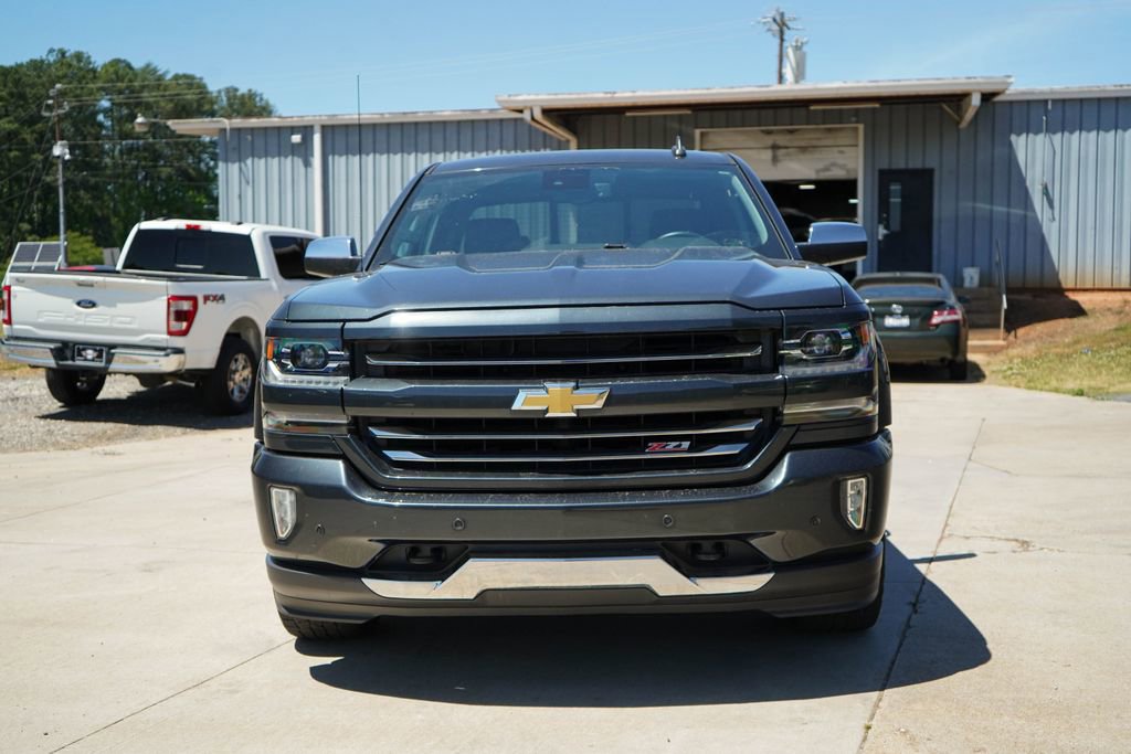 Used 2017 Chevrolet Silverado 1500 LTZ Z71 w/ LTZ Plus Package AWD/4WD image 16