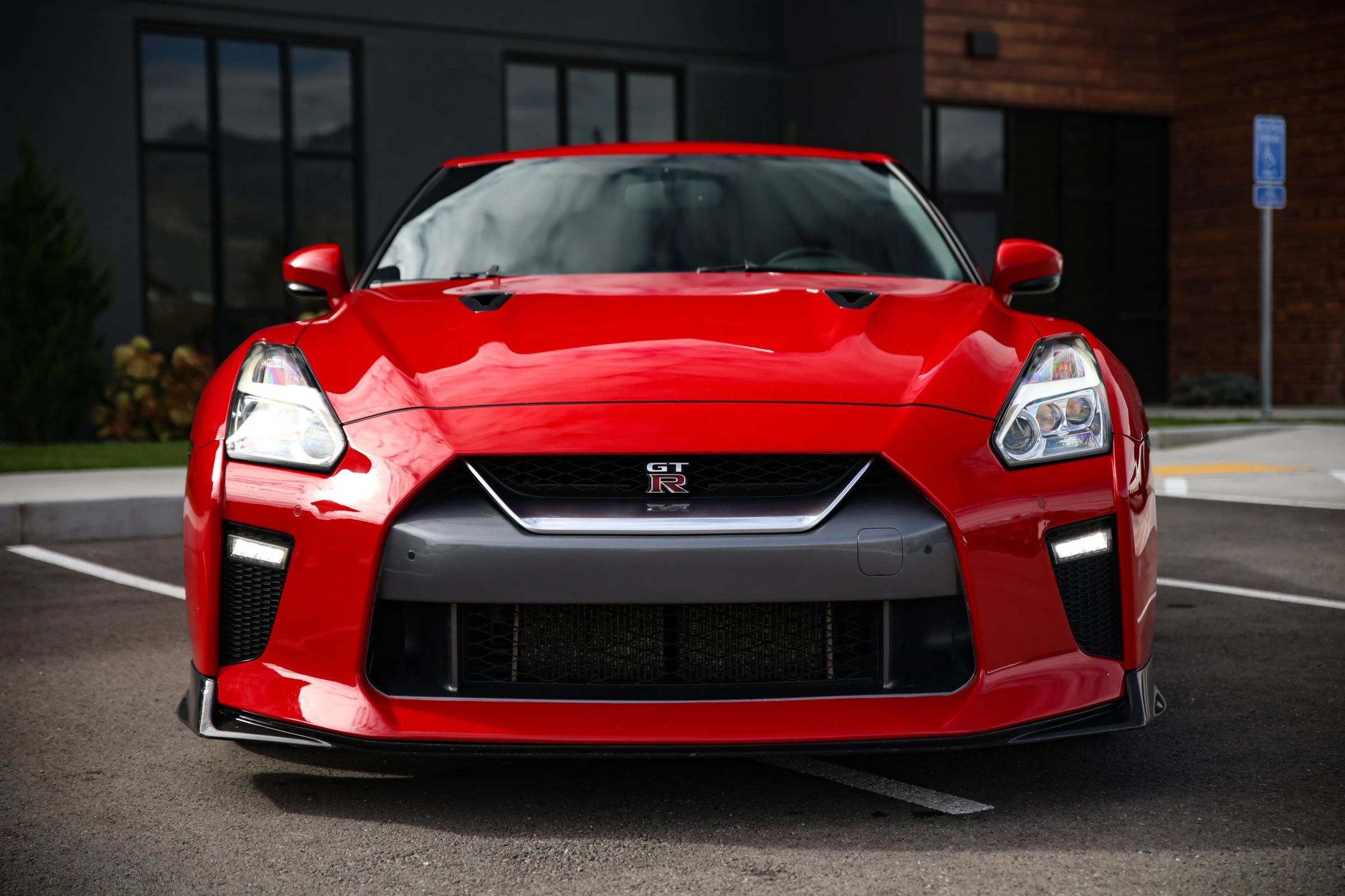 Used 2019 Nissan GT-R Track Edition AWD/4WD image 24