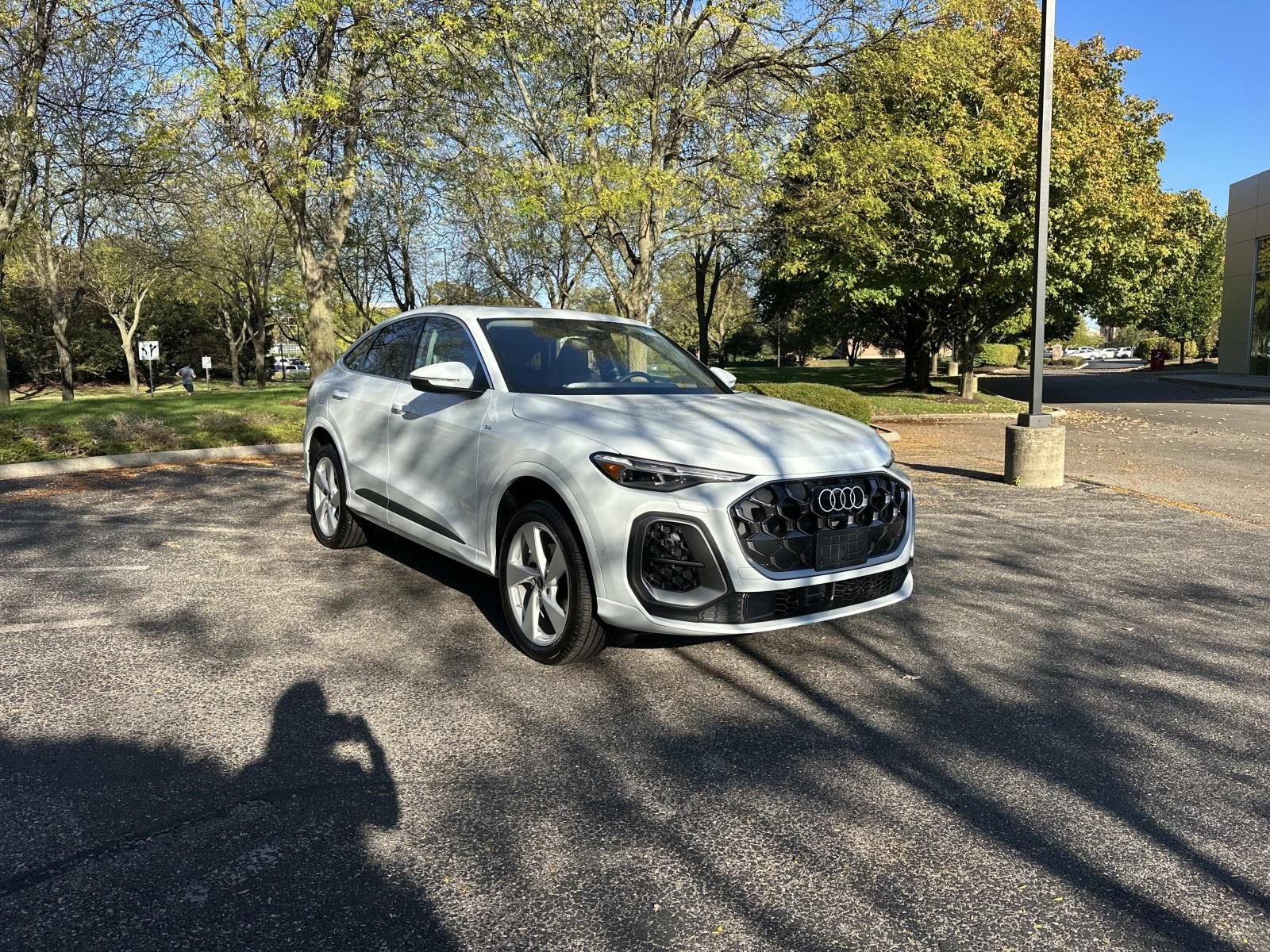 New 2025 Audi Q5 Premium Plus image 1