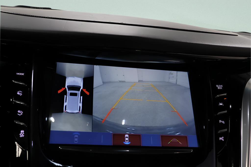 Used 2020 Cadillac Escalade Platinum image 15
