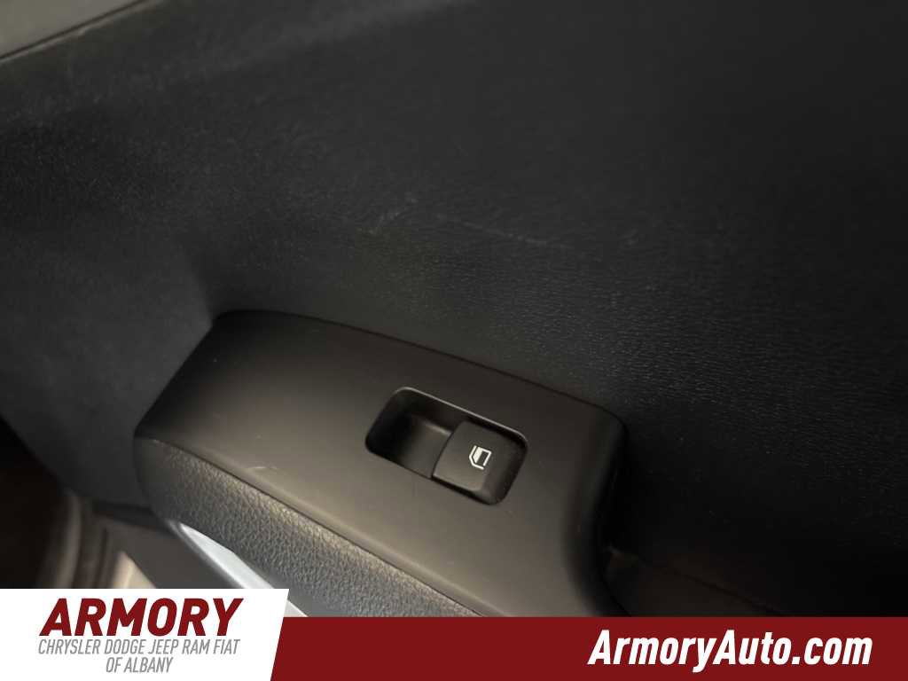 Used 2023 Kia Soul LX w/ LX Technology Package image 28