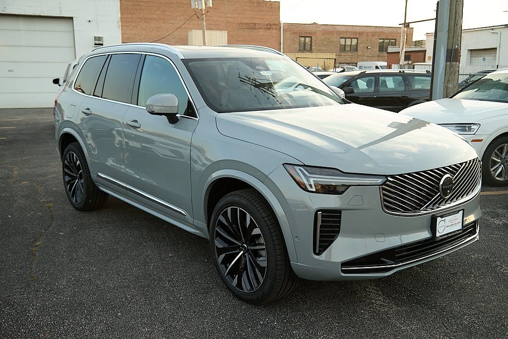 New 2026 Volvo XC90 B6 Plus image 4