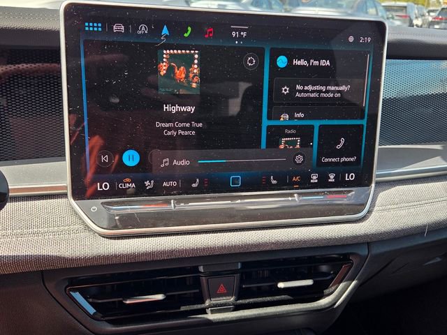 Used 2025 Volkswagen Tiguan S image 17