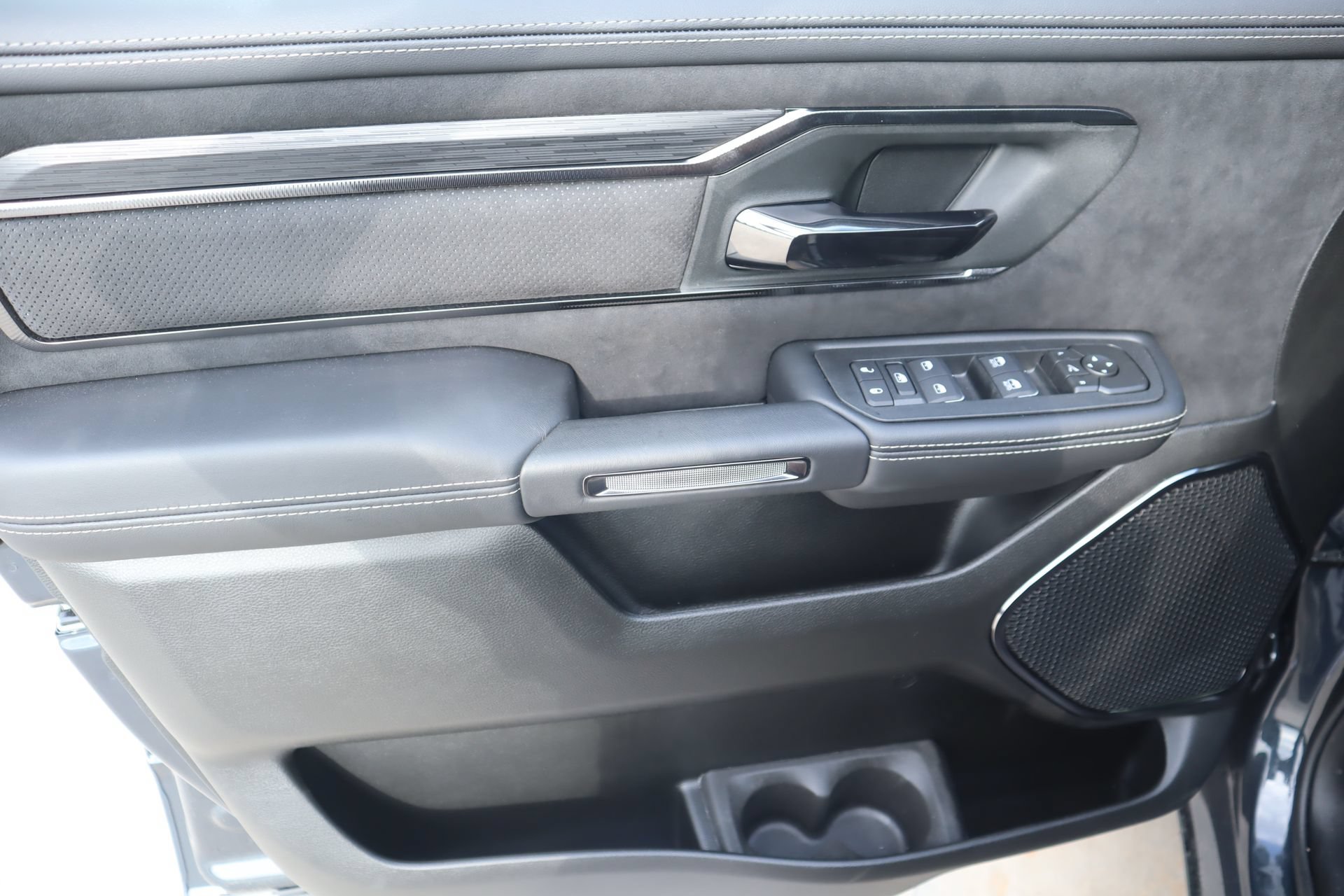 New 2026 RAM 1500 RHO AWD/4WD image 18