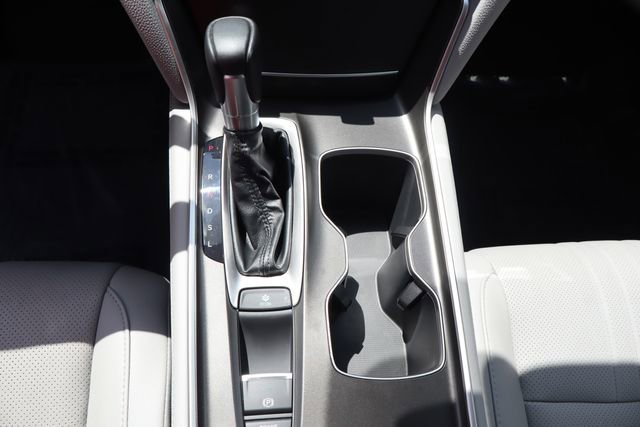 Used 2020 Honda Accord EX-L image 37