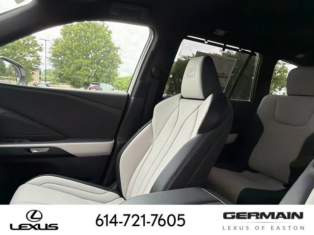 New 2026 Lexus TX 500h AWD w/ Technology Package image 22