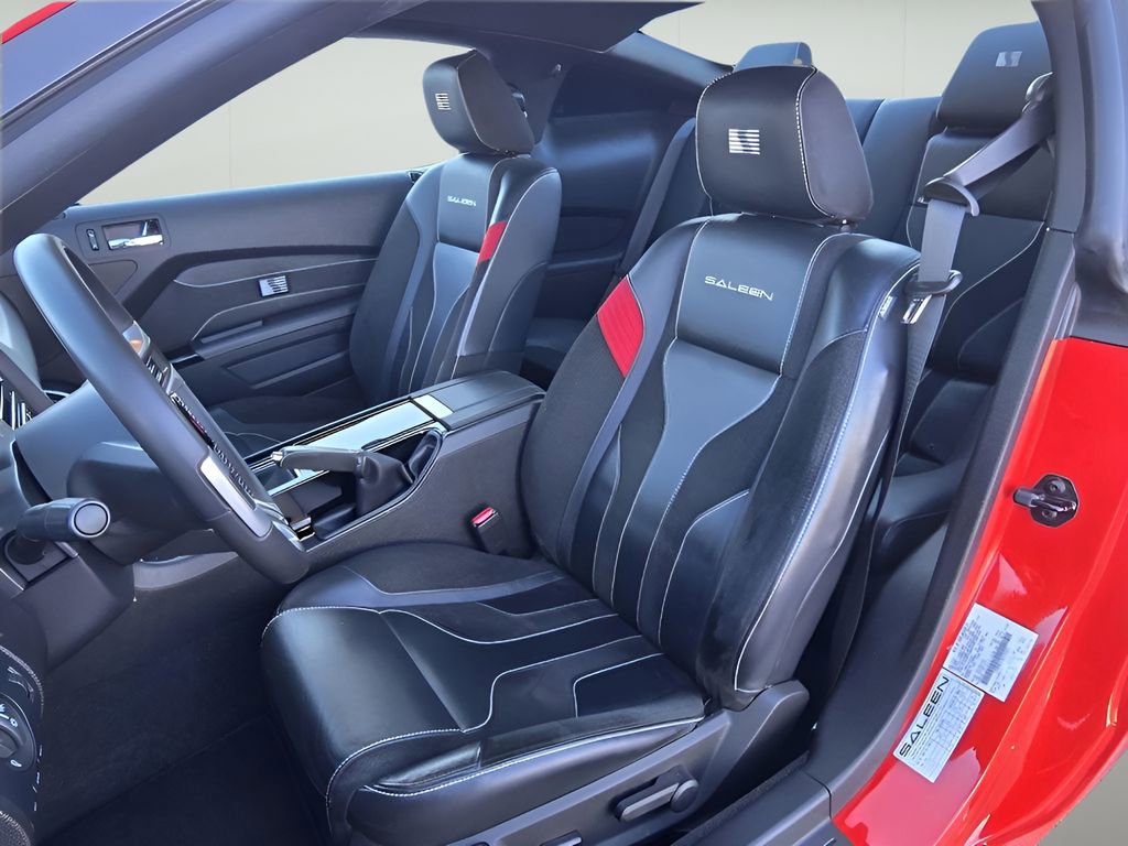 Used 2011 Ford Mustang GT Premium w/ Comfort Pkg image 14