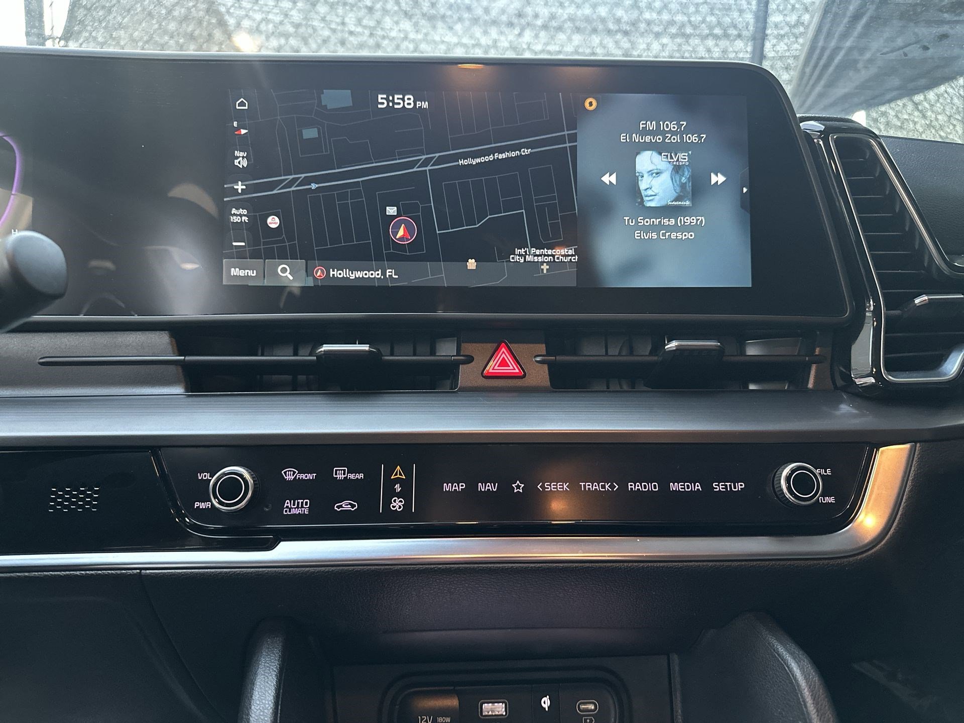 Used 2023 Kia Sportage EX image 16