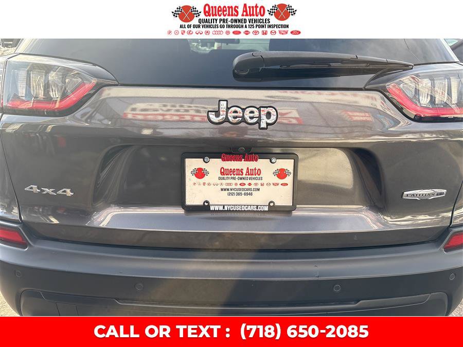 Used 2019 Jeep Cherokee Latitude Plus w/ Cold Weather Group image 27