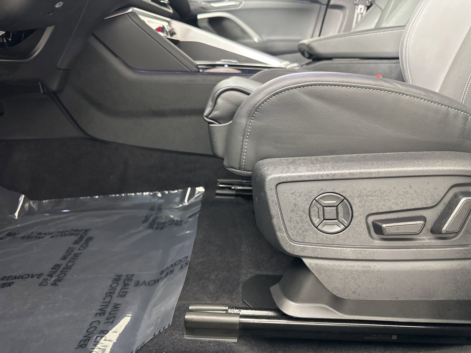 Certified 2025 Audi Q5 Premium Plus w/ Premium Plus AWD/4WD image 11