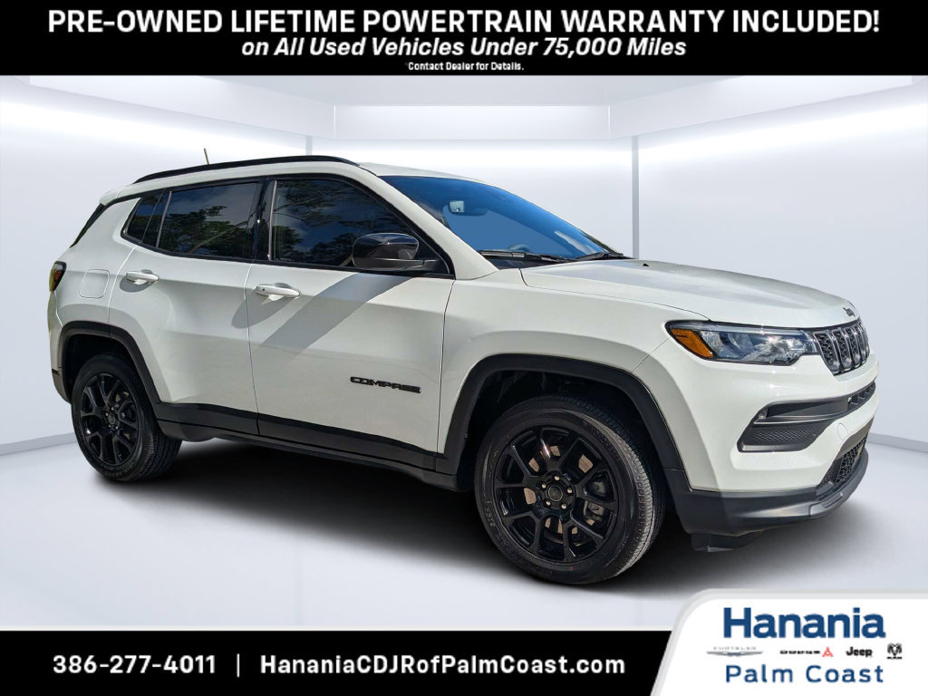 Used 2026 Jeep Compass Latitude w/ Quick Order Package 29K AWD/4WD image 2