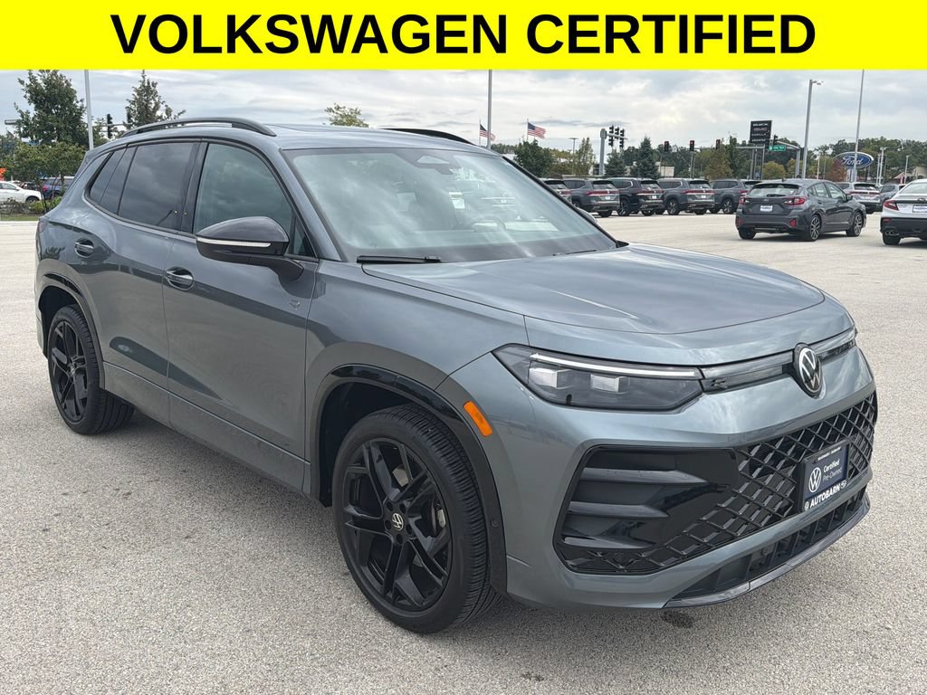 Certified 2026 Volkswagen Tiguan SE R-Line