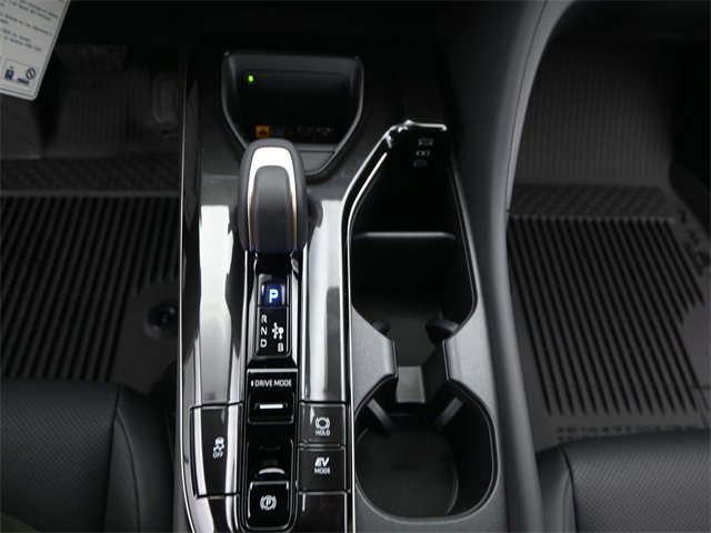 New 2026 Toyota Crown XLE image 7