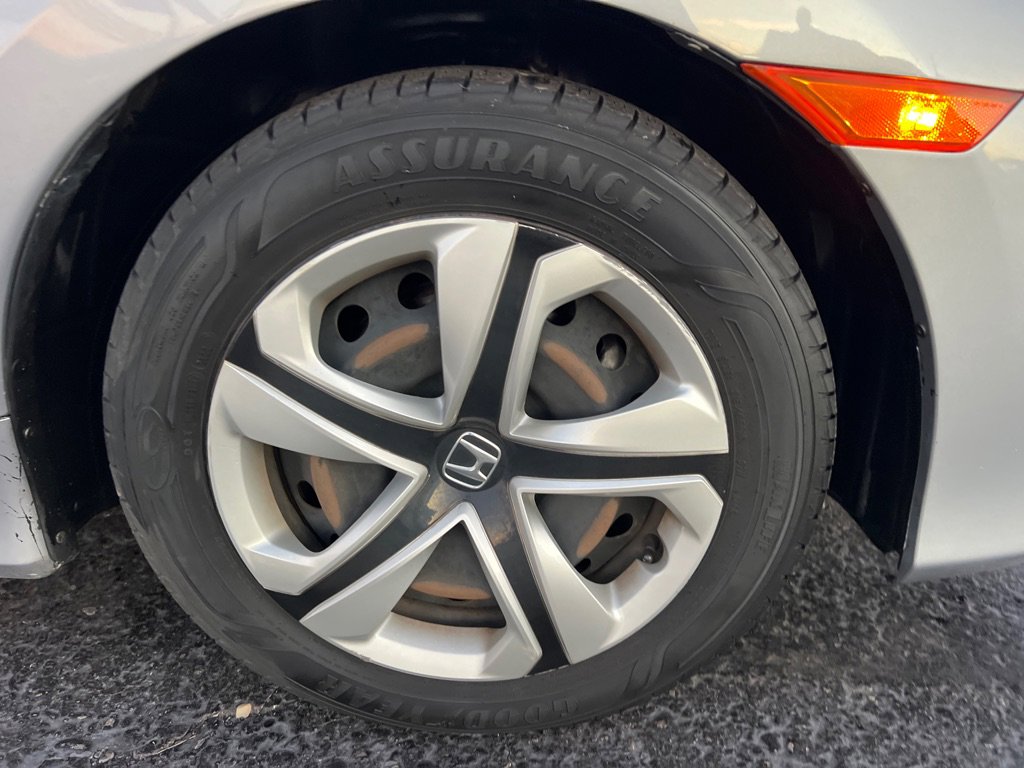 Used 2018 Honda Civic LX image 38