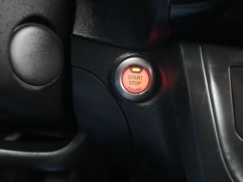 Used 2018 Nissan Sentra SV image 19