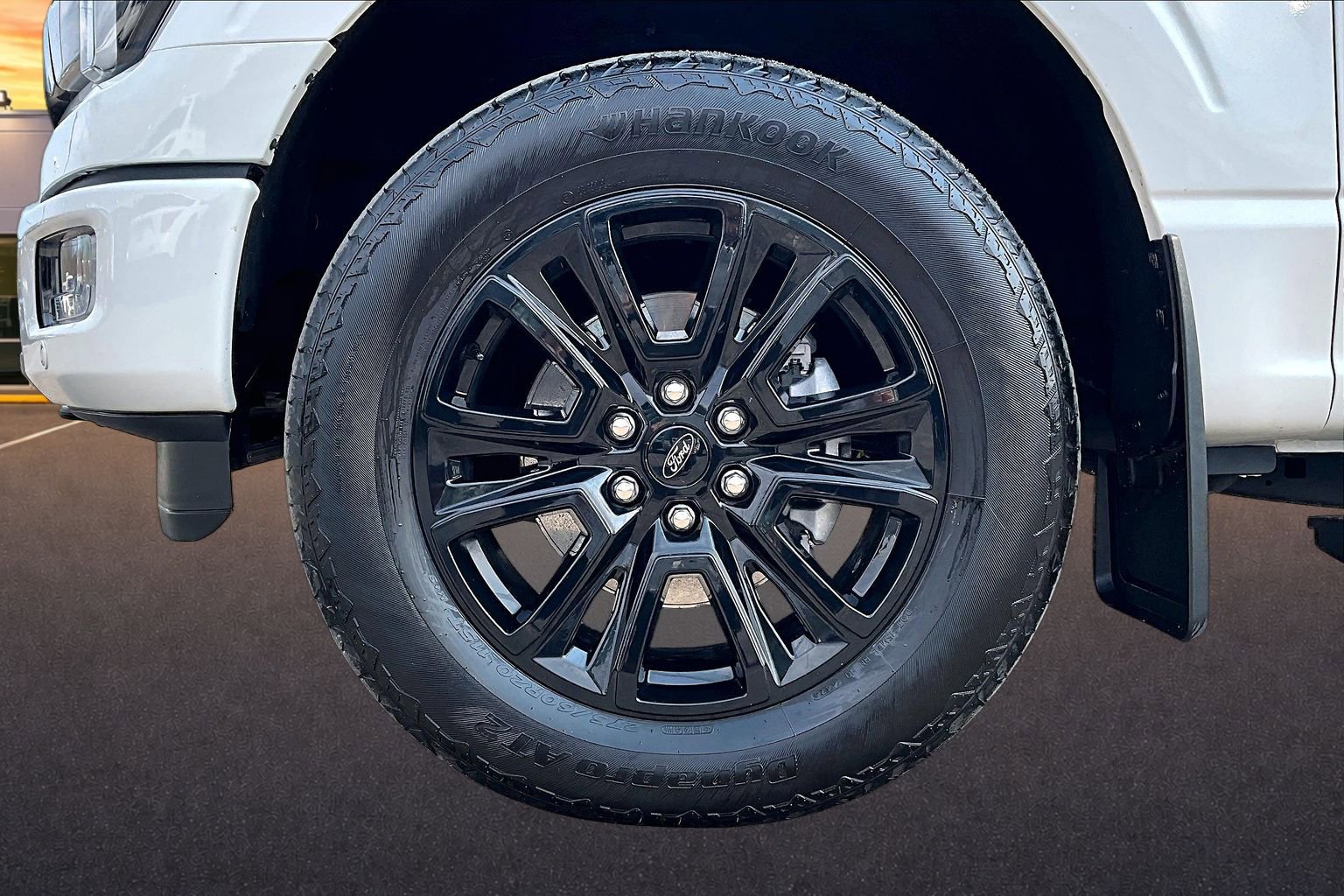 Certified 2025 Ford F150 Platinum w/ Equipment Group 702A High AWD/4WD image 9