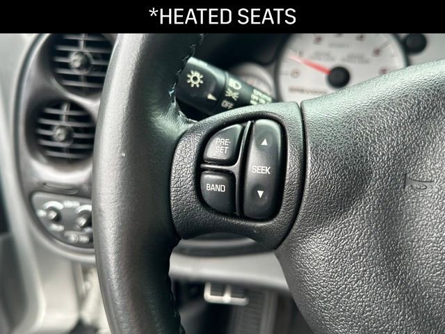 Used 2005 Pontiac Bonneville GXP image 6