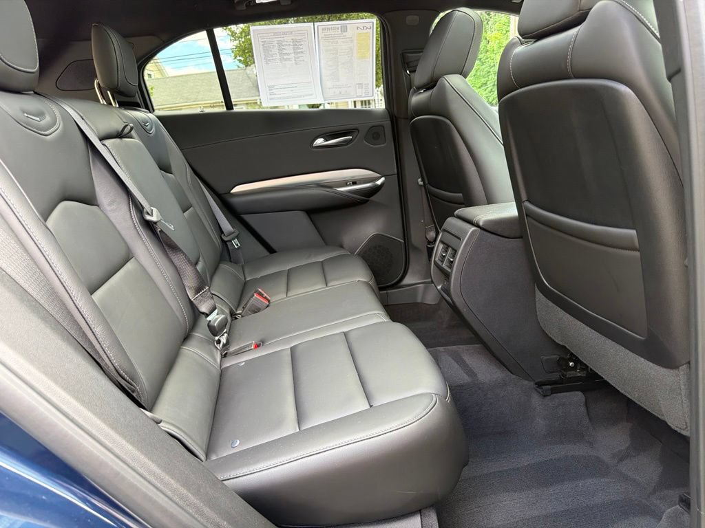 Used 2019 Cadillac XT4 Premium Luxury w/ Cold Weather Package AWD/4WD image 29
