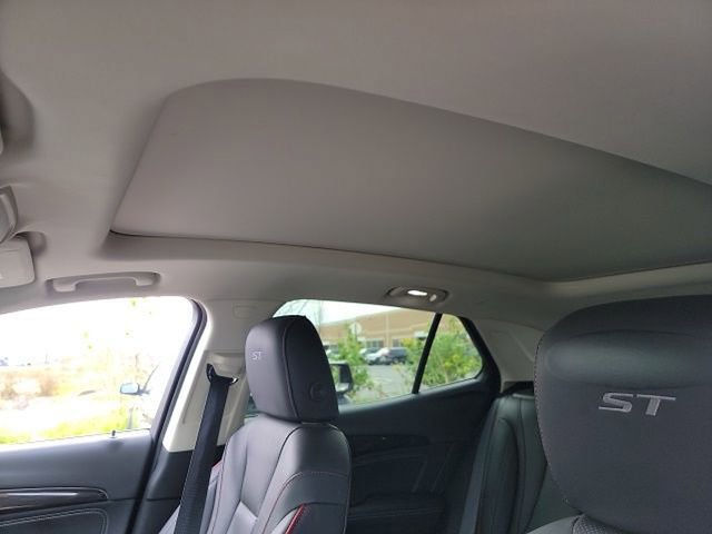 Used 2023 Buick Envision Essence w/ Sport Touring Package image 10