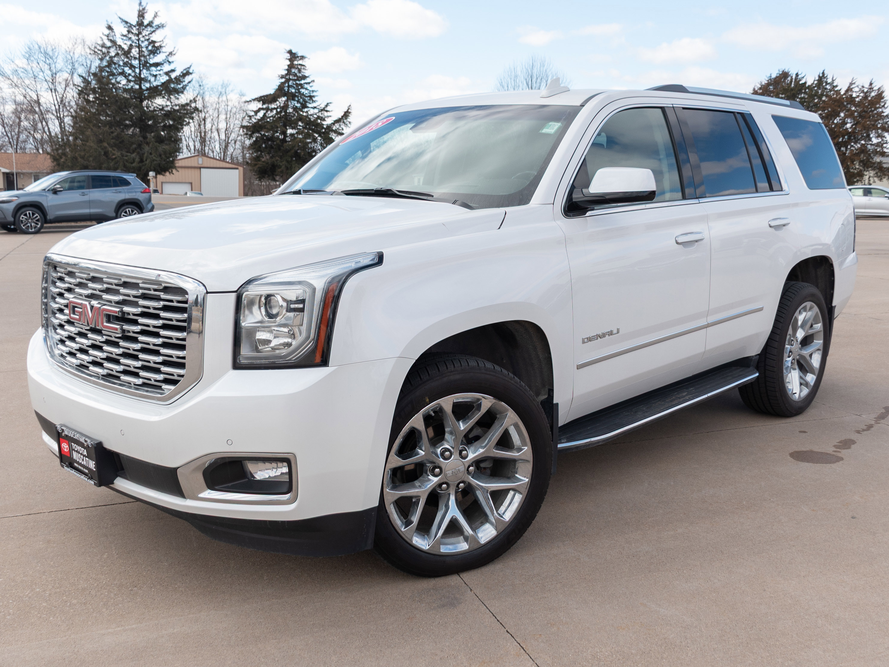 Used 2018 GMC Yukon Denali image 4