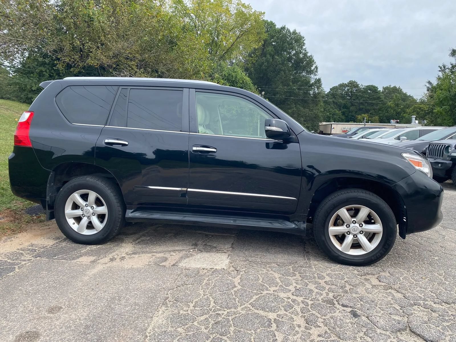 Used 2012 Lexus GX 460 AWD/4WD image 6