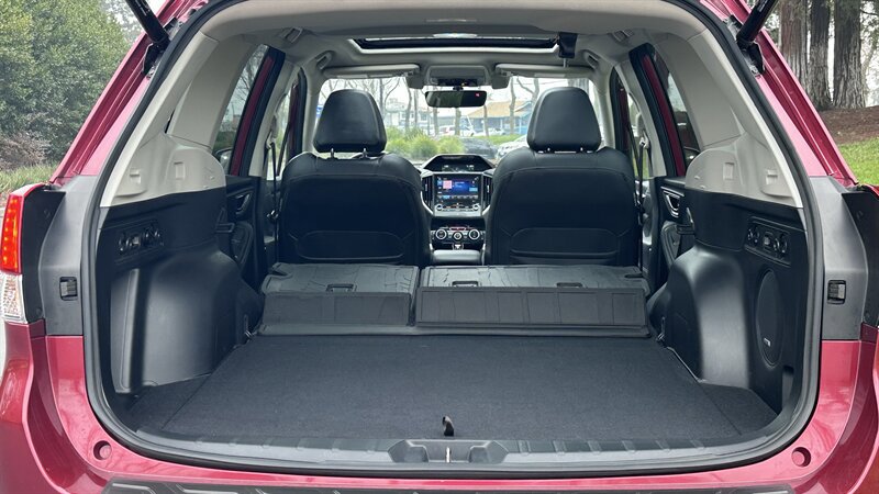 Used 2020 Subaru Forester Touring w/ Popular Package #2 AWD/4WD image 27