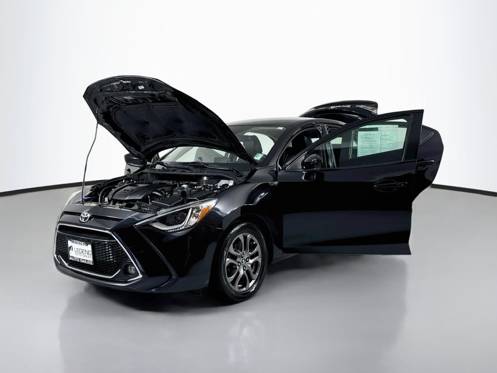Used 2019 Toyota Yaris XLE FWD image 17