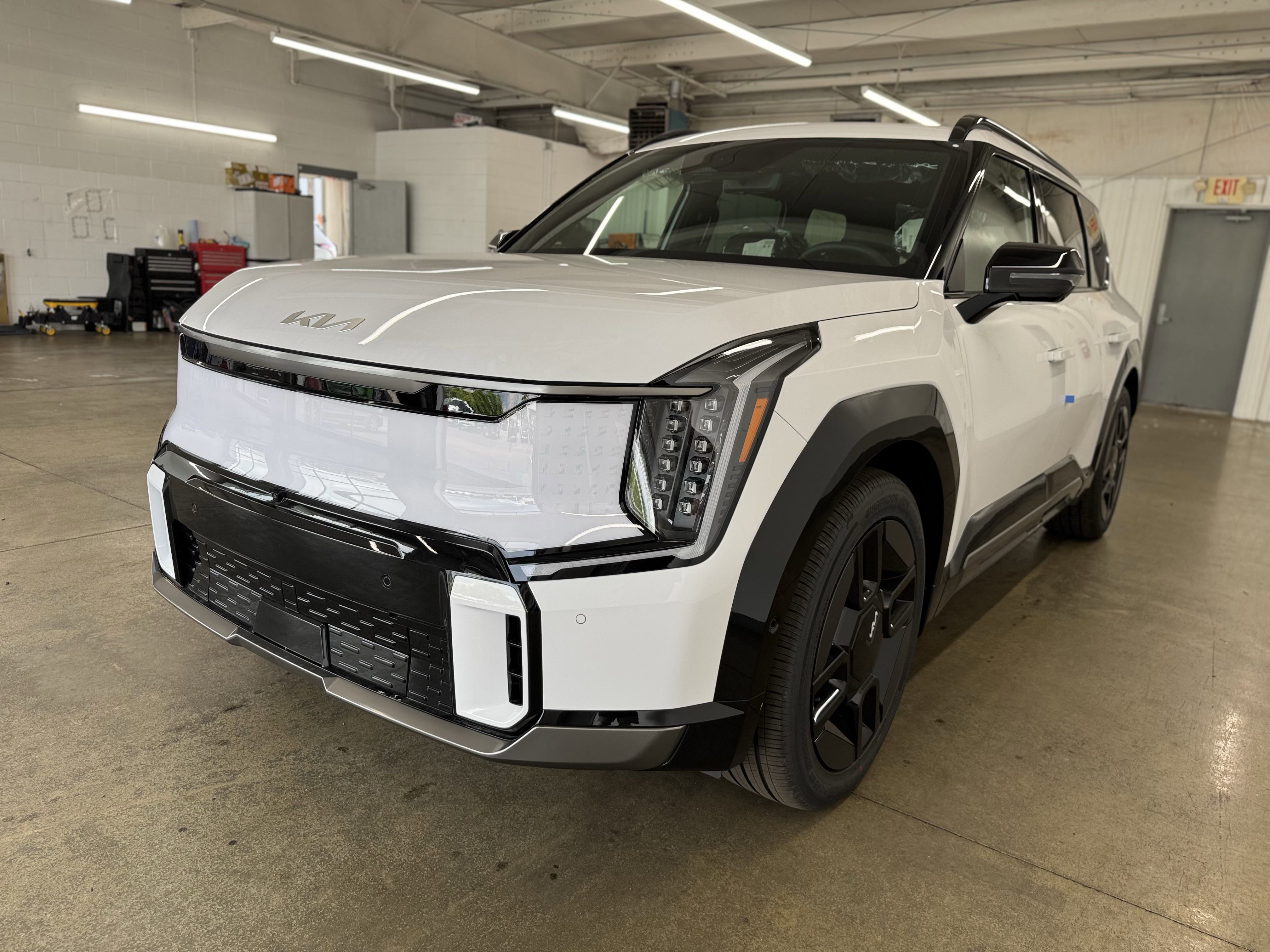New 2026 Kia EV9 GT-Line image 7