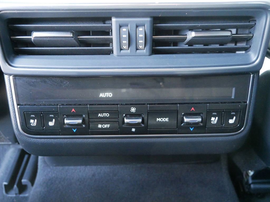 Used 2022 Lexus LX 600 4WD w/ Appearance Package image 13