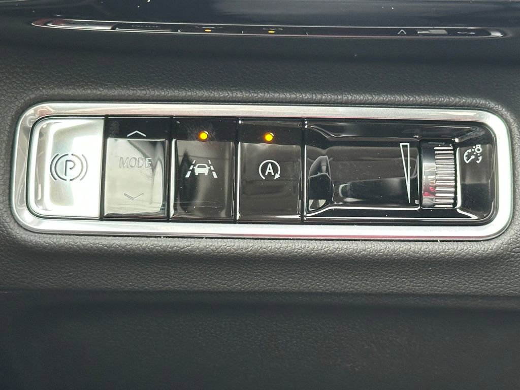 New 2026 Buick Envision Sport Touring image 33