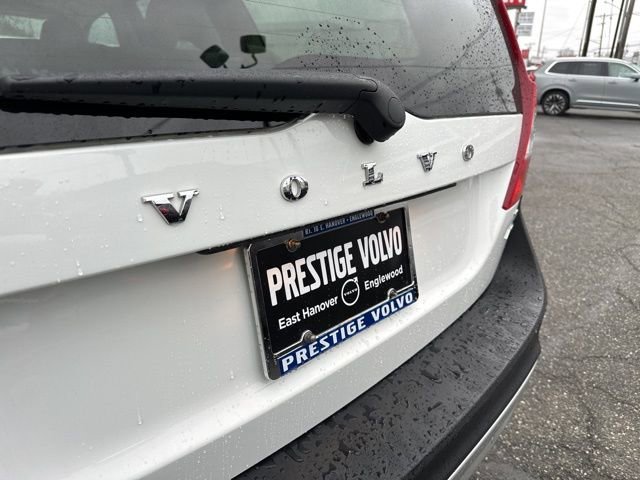 Used 2010 Volvo XC70 T6 image 32