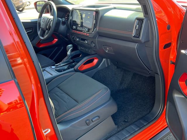 New 2025 Nissan Frontier PRO-4X w/ Pro Convenience Package image 25