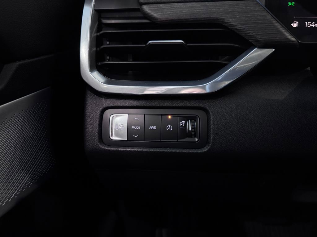 Certified 2024 GMC Acadia Denali w/ Super Cruise Package image 26