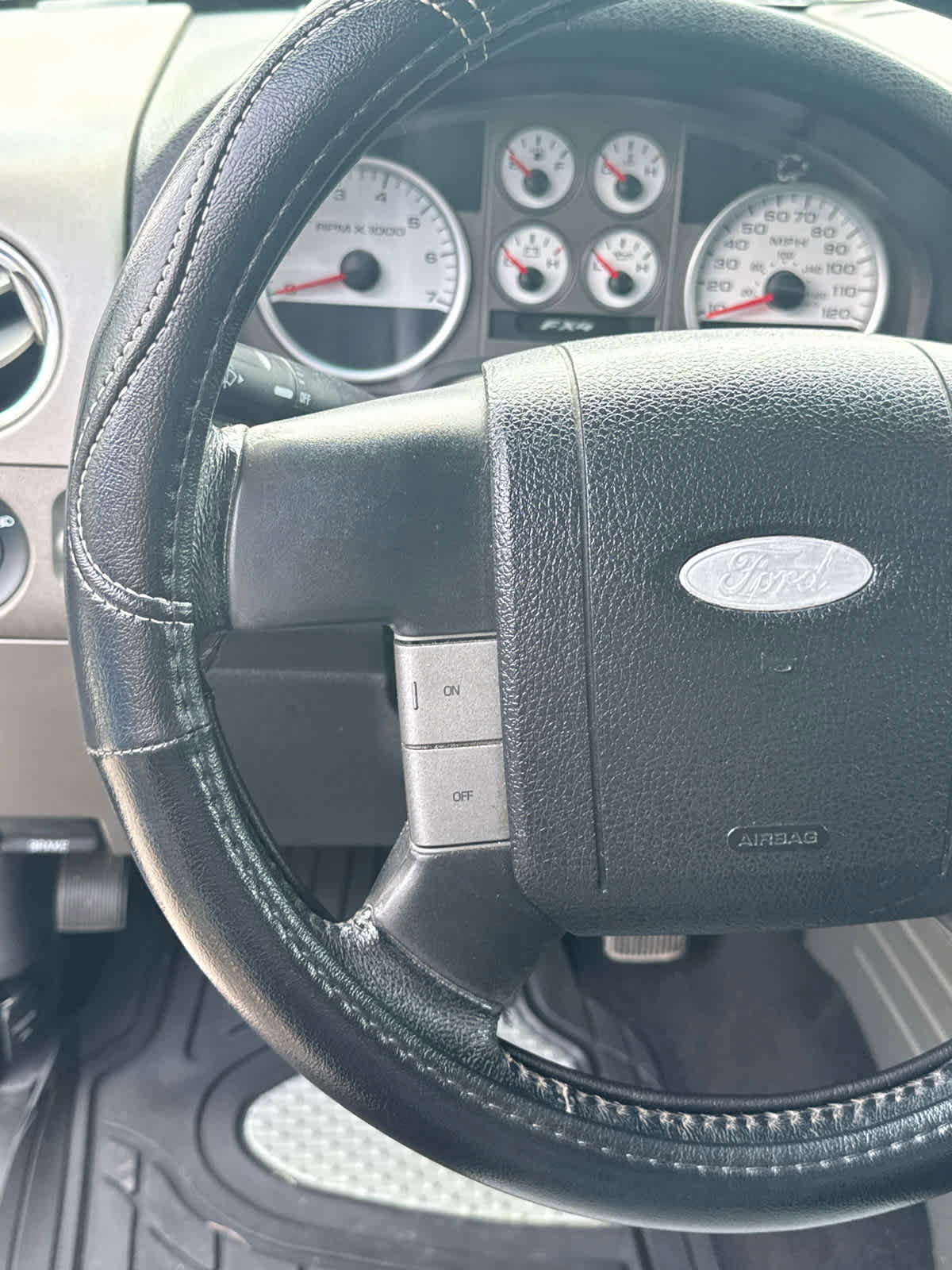 Used 2006 Ford F150 FX4 image 13