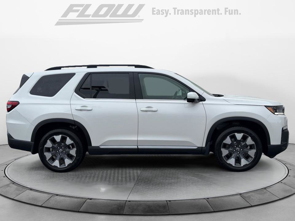 New 2026 Honda Pilot Touring image 8