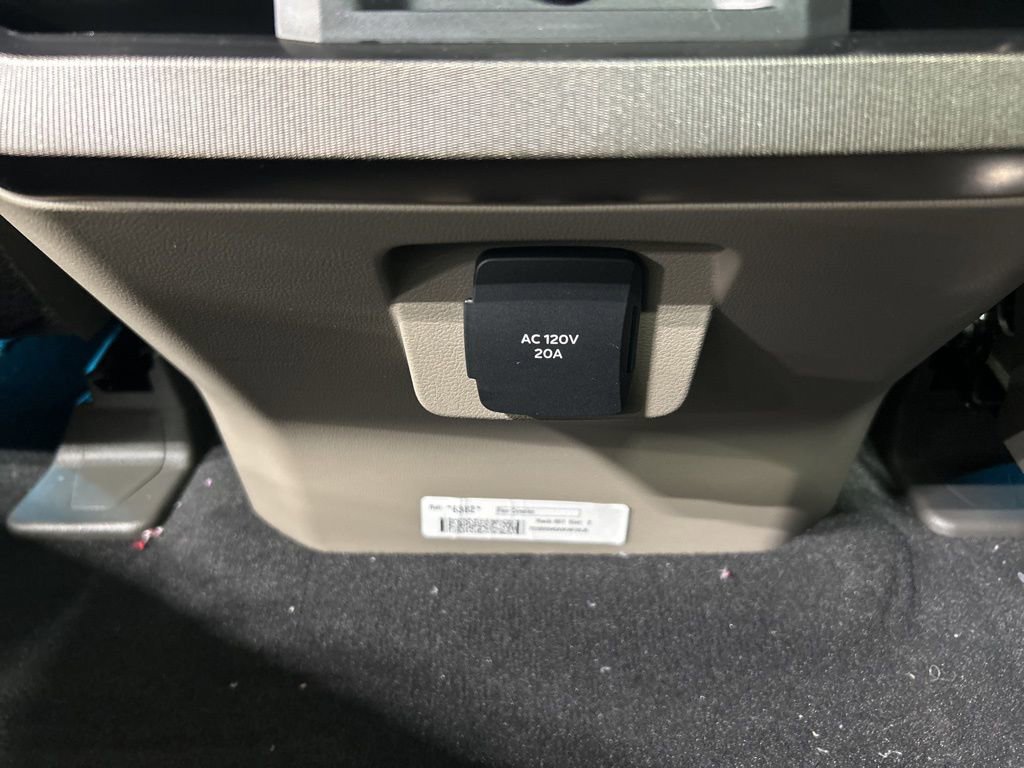 New 2026 Ford F350 Platinum image 33