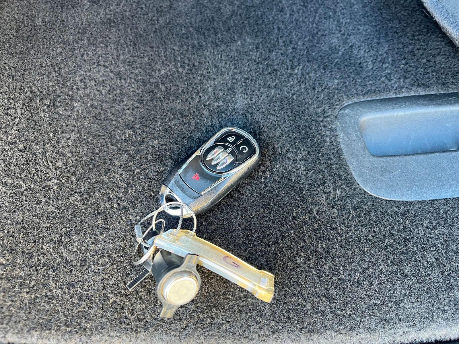 Used 2025 Buick Encore GX Preferred image 21