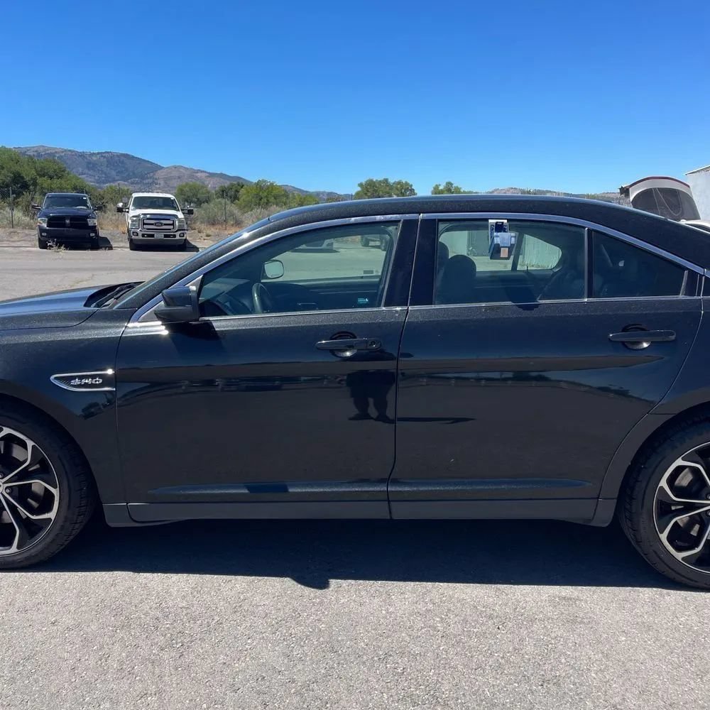 Used 2015 Ford Taurus SHO w/ Equipment Group 401A AWD/4WD image 4