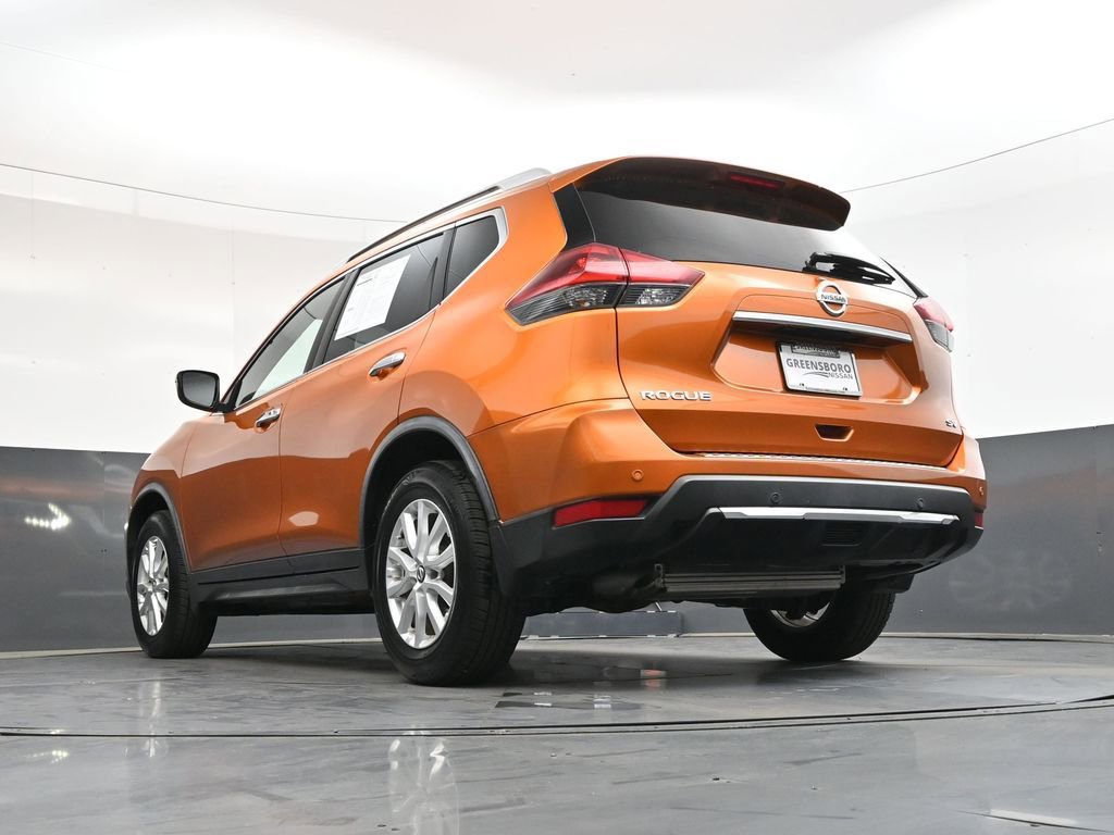 Used 2020 Nissan Rogue SV image 38