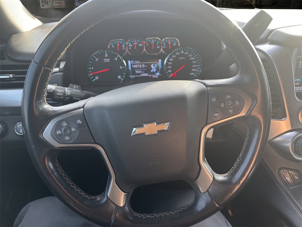Used 2018 Chevrolet Suburban LT image 20