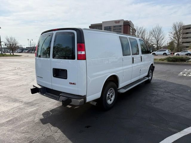 Used 2024 GMC Savana 2500 w/ Driver Convenience Package RWD image 7