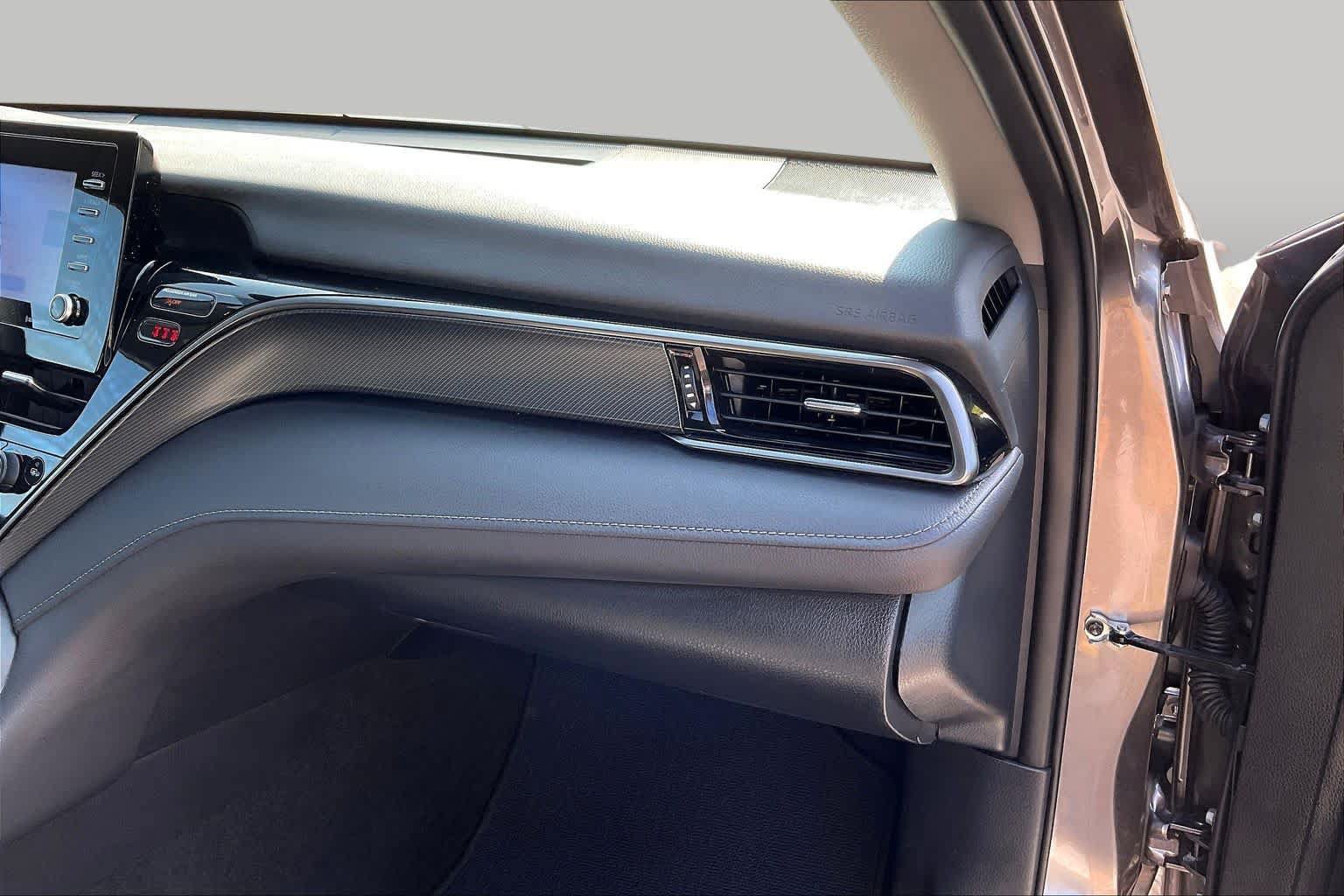 Used 2024 Toyota Camry LE w/ Convenience Package FWD image 19