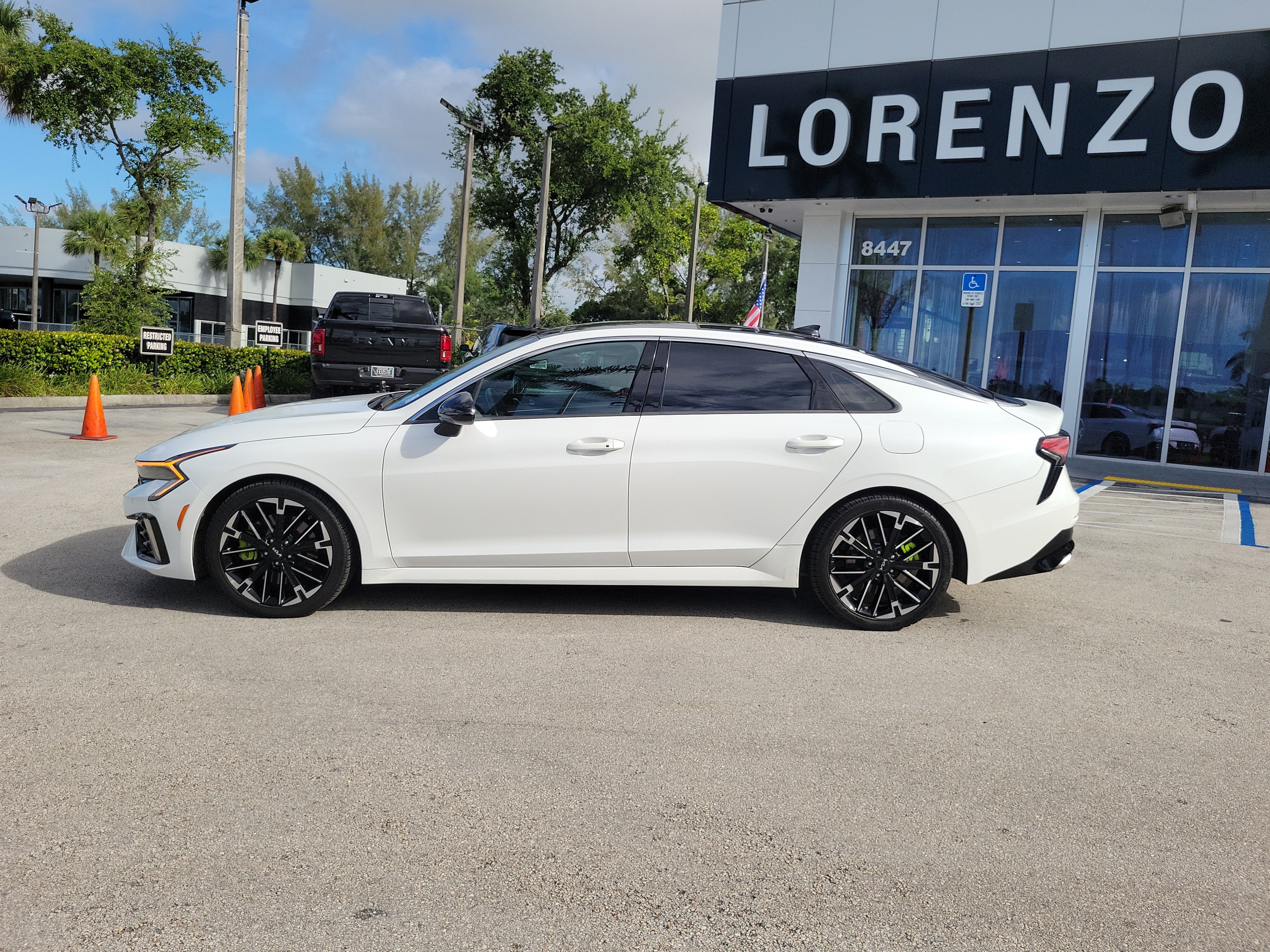 Used 2025 Kia K5 GT FWD image 8