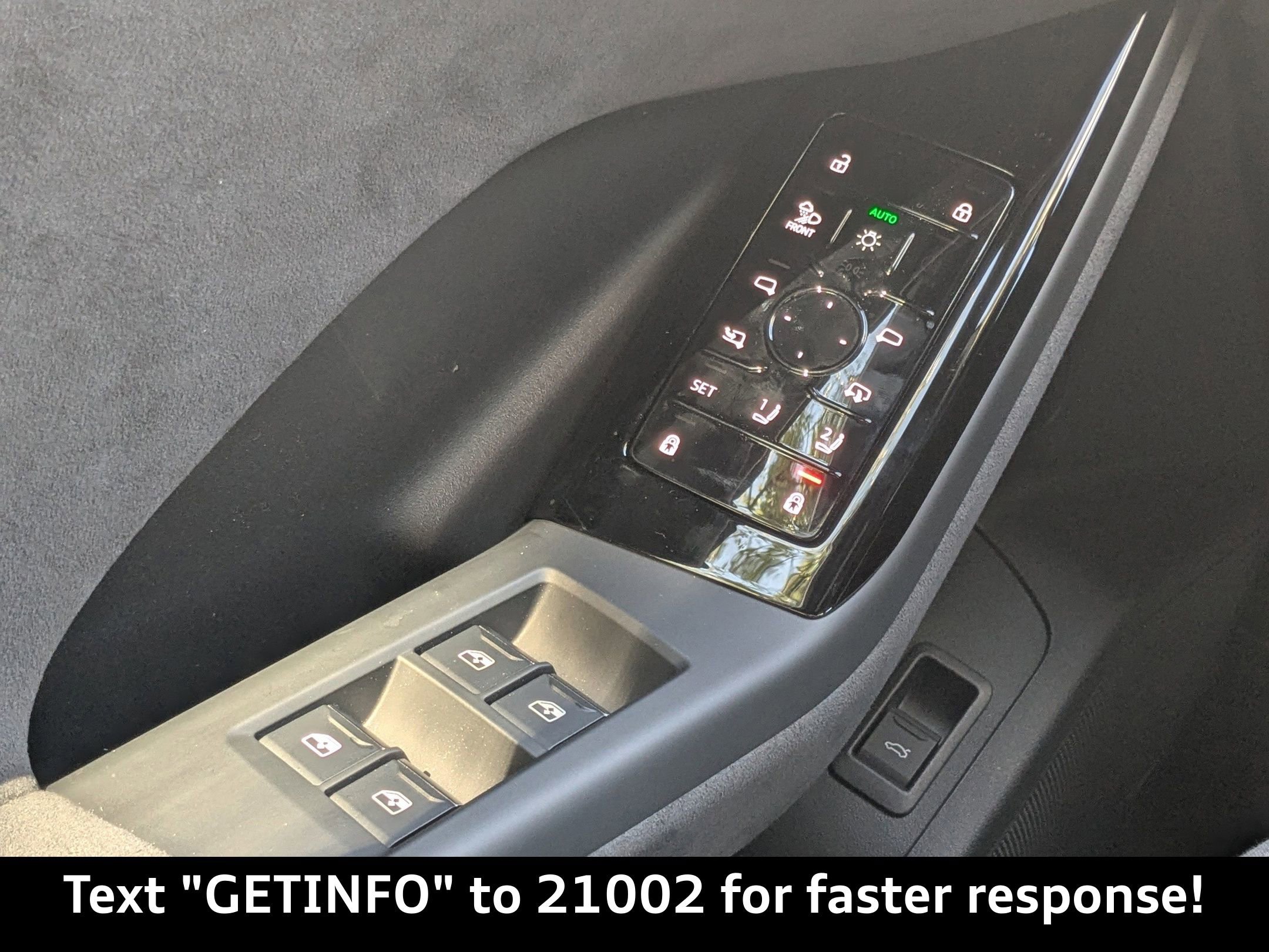 New 2025 Audi SQ6 e-tron Premium Plus image 23